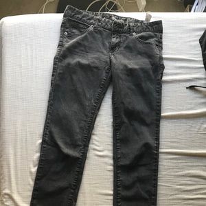 Guess jeans👖low rise washed black